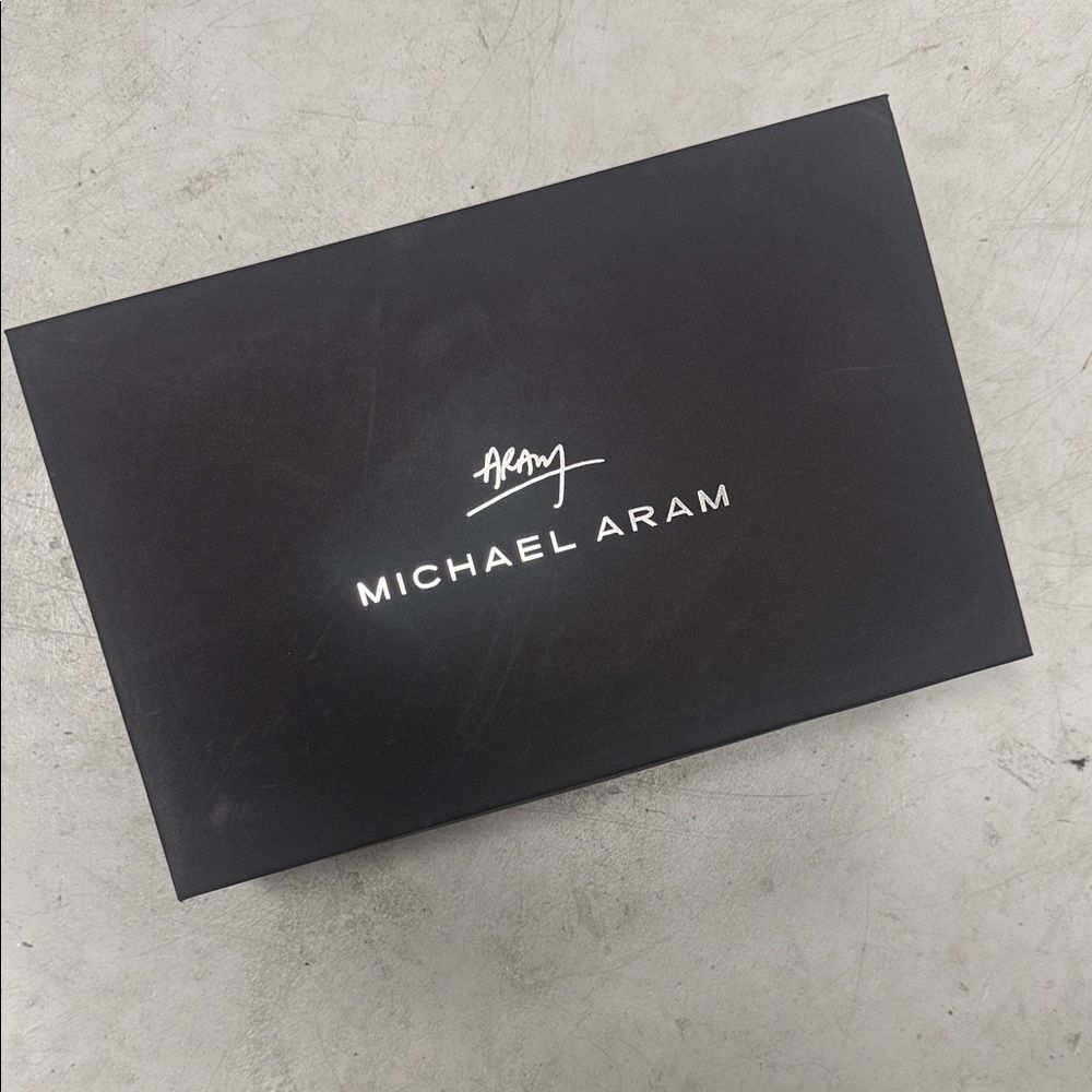 Michael Aram Black and White Gift Box Large Marble Inside Dust Bag - LIKE NEW